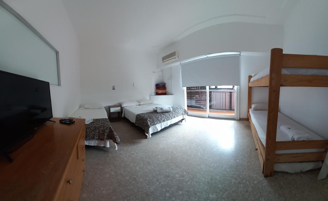 Hostal Con Terraza Y Parrilla En Palermo บัวโนสไอเรส ภายนอก รูปภาพ