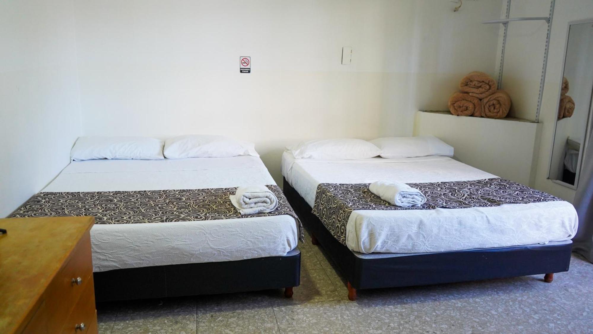 Hostal Con Terraza Y Parrilla En Palermo บัวโนสไอเรส ภายนอก รูปภาพ